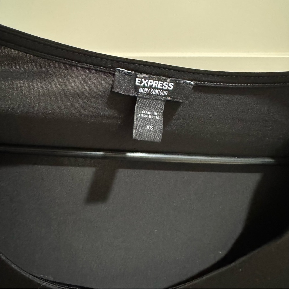 Express Black Long-Sleeve Scoop Neck Bodysuit - Picture 3 of 4